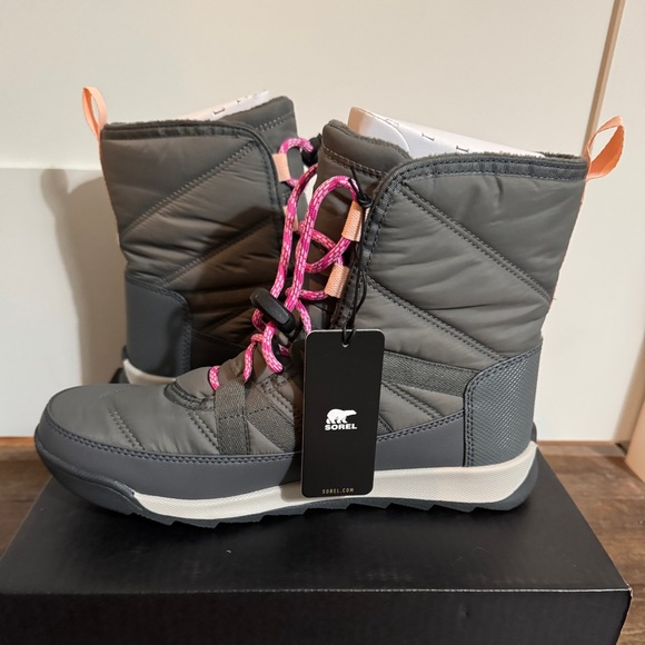 NWT- Youth Sorel Size 7 Whitney II Short Lace WP Boots - Picture 2 of 7